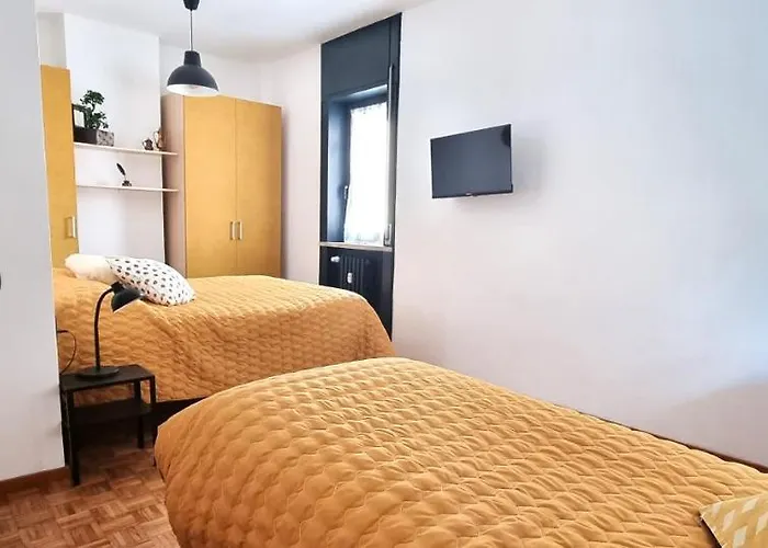 Tree Industrial Guest house Bergamo