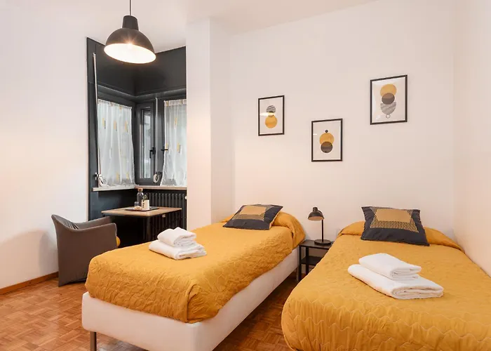 Tree Industrial Гостевой дом *